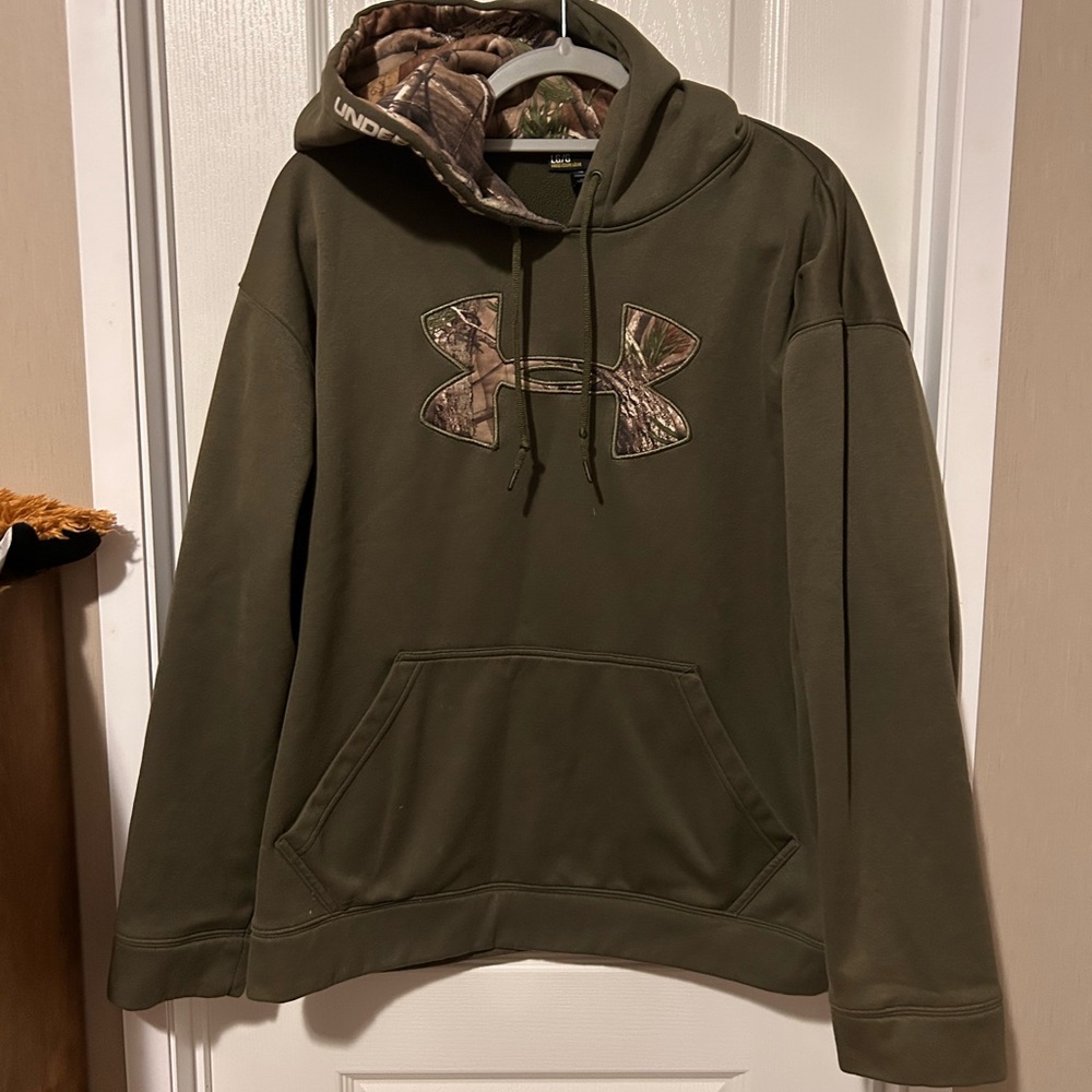 Under Armour Green Sweater with Camouflage Logo